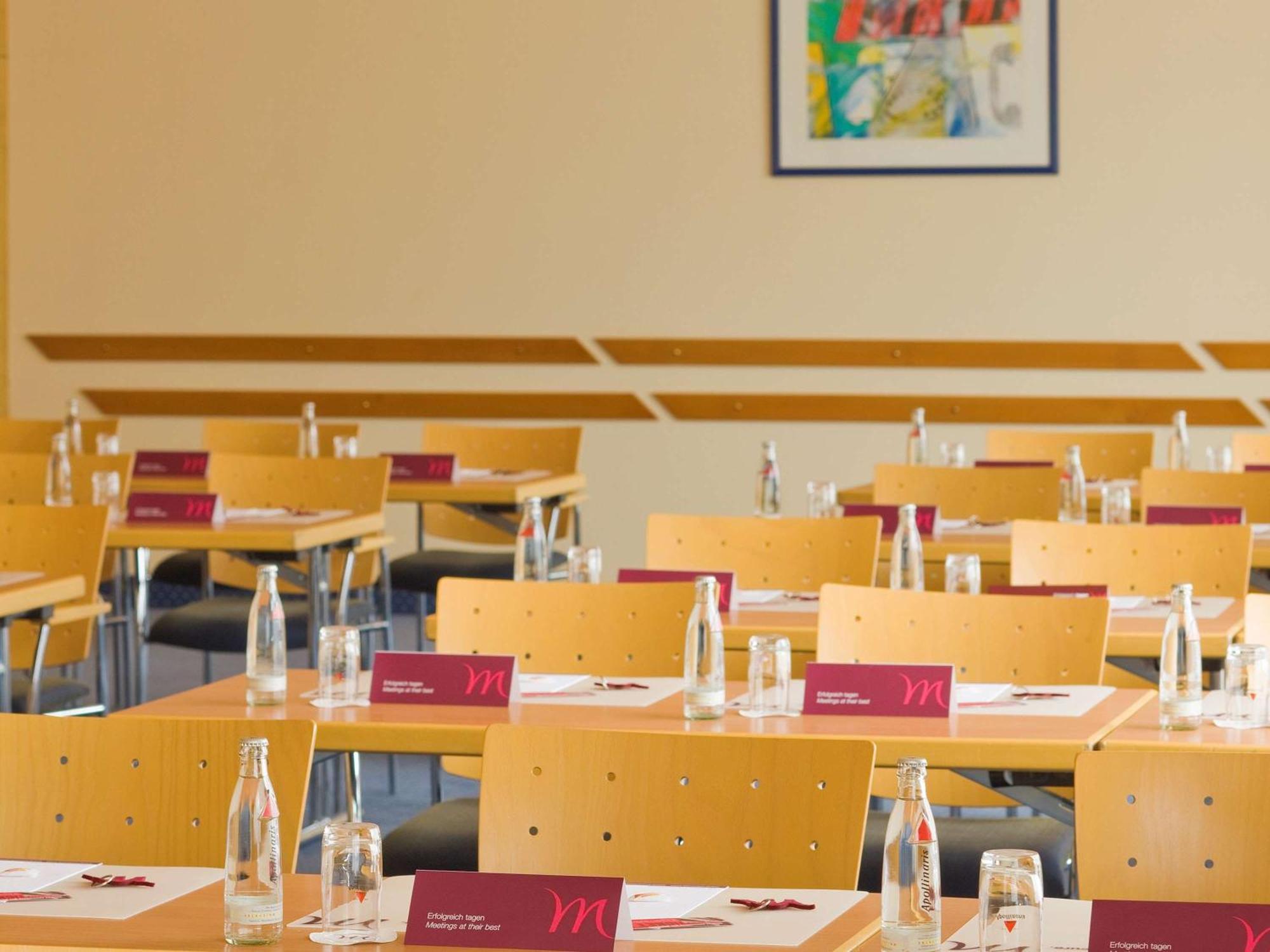Mercure Hotel Bad Homburg Friedrichsdorf Exterior foto