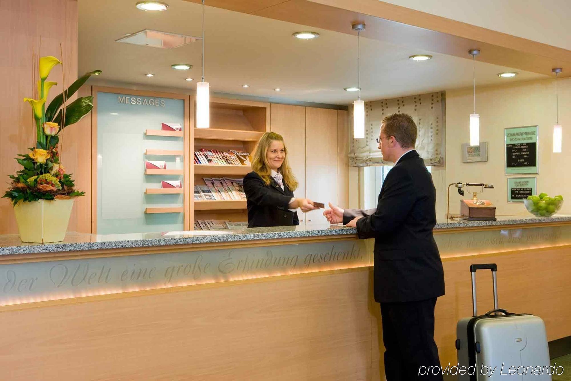 Mercure Hotel Bad Homburg Friedrichsdorf Exterior foto