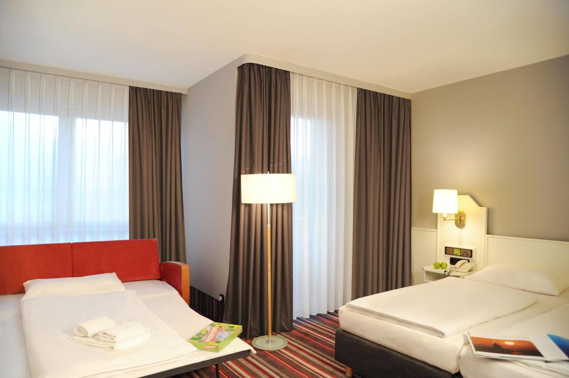Mercure Hotel Bad Homburg Friedrichsdorf Exterior foto